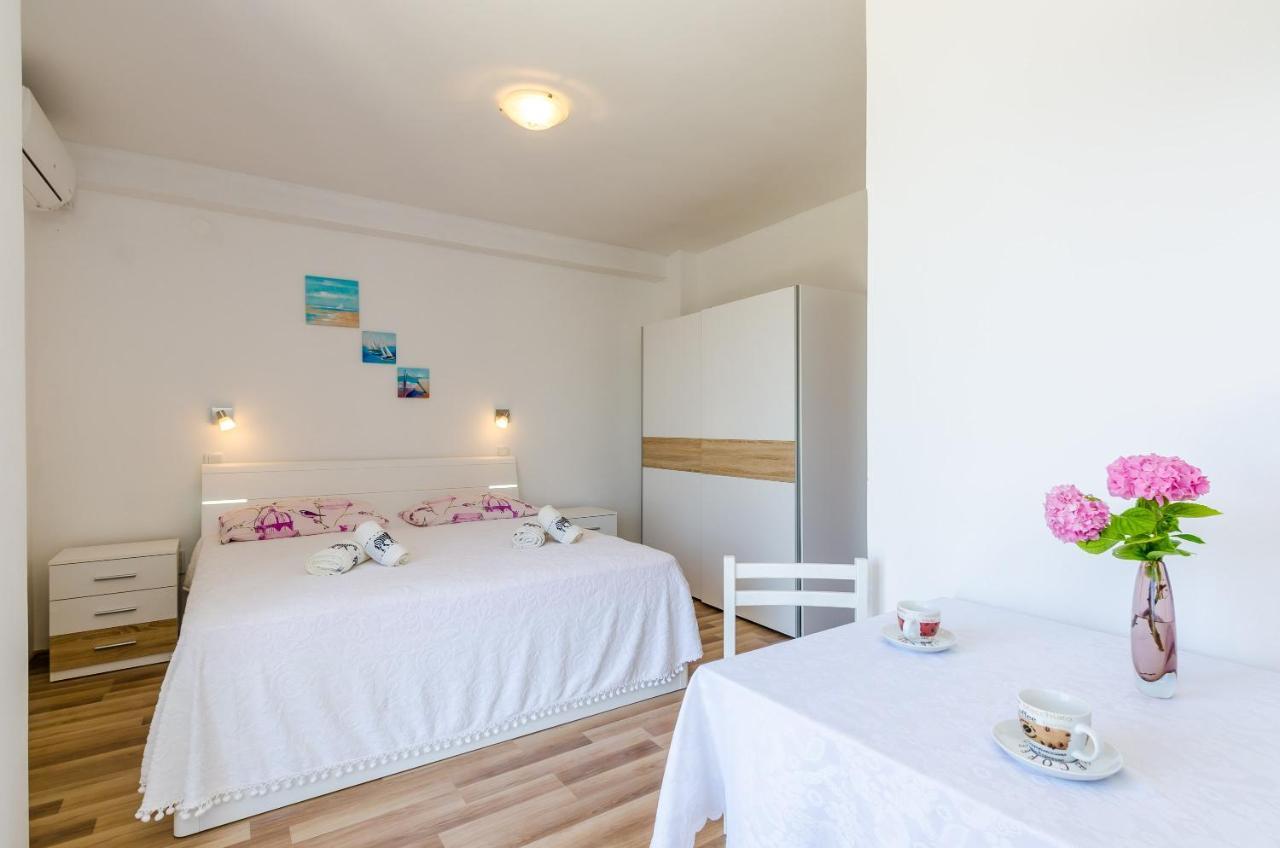 Apartments Cypress Sea Cove Slano Ngoại thất bức ảnh